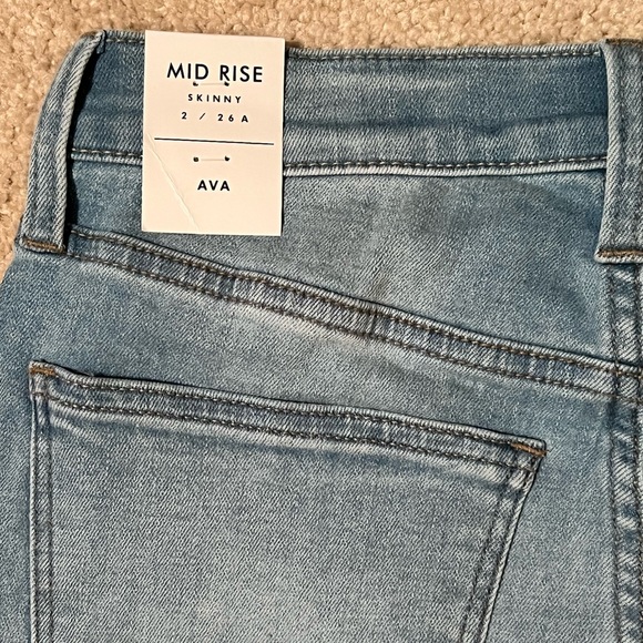 NWT Lucky Brand Women’s Mid Rise Ava Skinny Jeans Size 2 / 26 - Picture 4 of 5